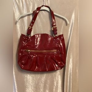 INNUE genuine patent leather handbag